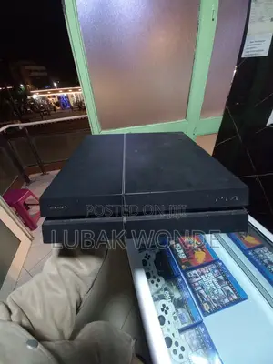 Playstation 4