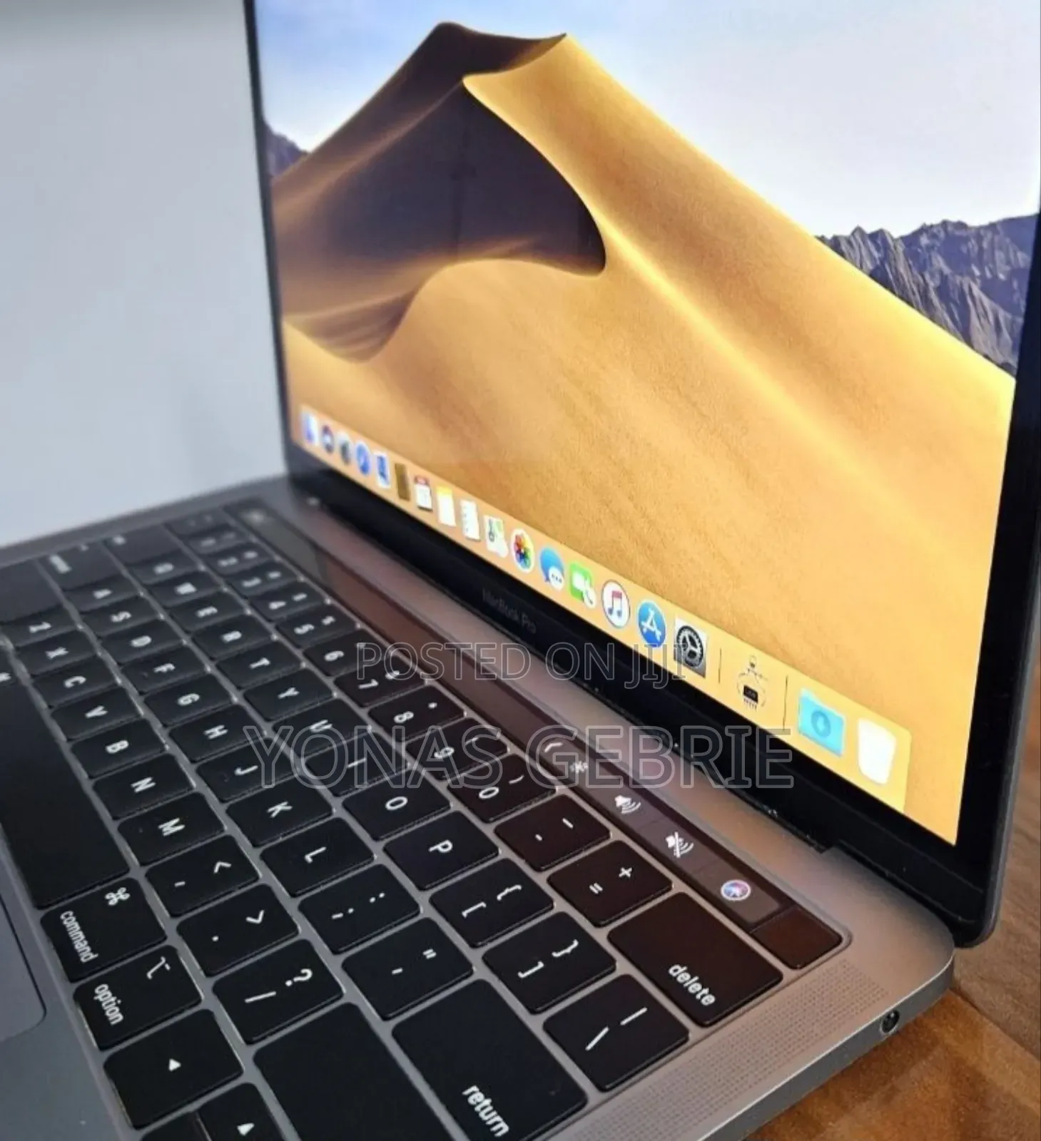 New Laptop Apple MacBook 8GB Intel Core i5 SSD 128GB