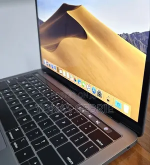 New Laptop Apple MacBook 8GB Intel Core i5 SSD 128GB