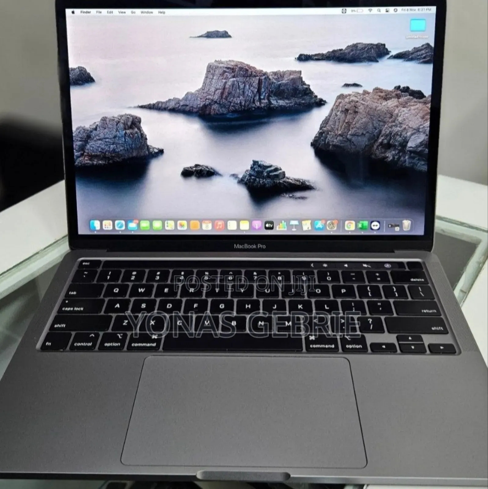 New Laptop Apple MacBook 8GB Intel Core i5 SSD 128GB