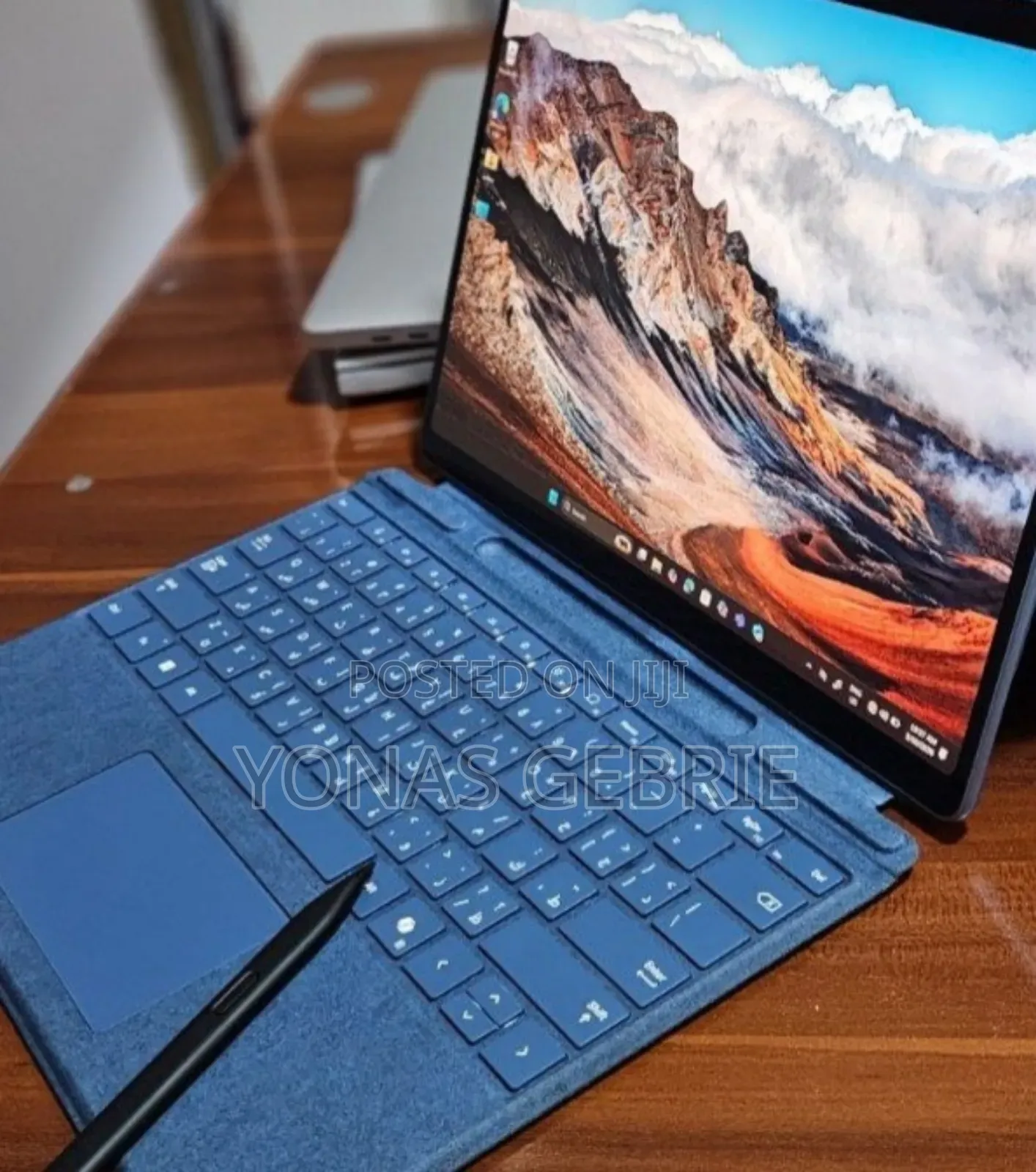 New Laptop Microsoft Surface 16GB Intel Core i7 SSD 512GB