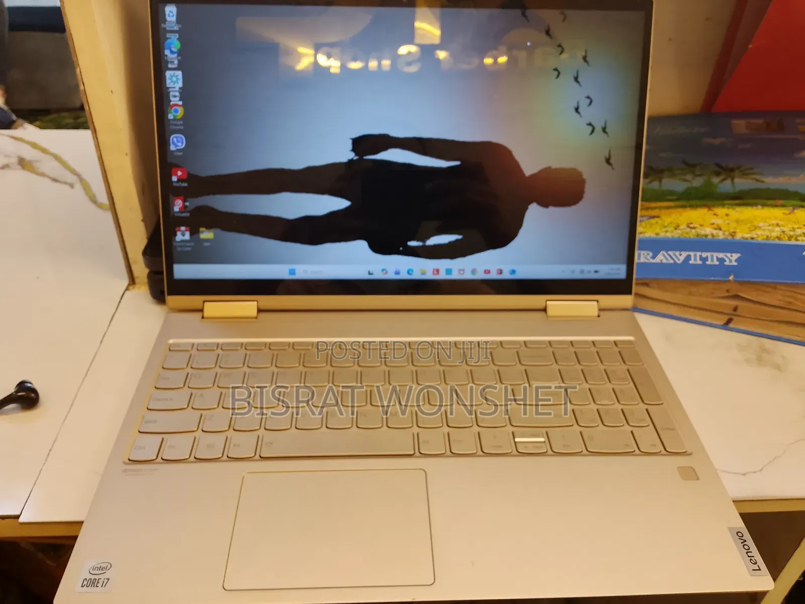 New Laptop Lenovo Yoga 7i 12GB Intel Core i7 SSHD (Hybrid) 512GB