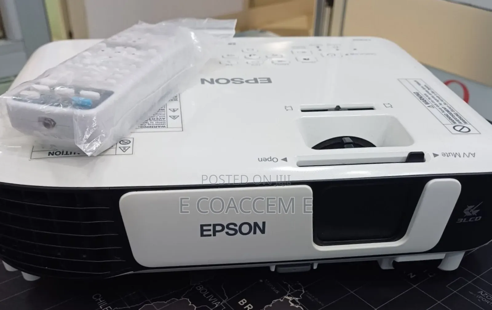 Epson Eb-X41 Projector Specifications • Brightness: