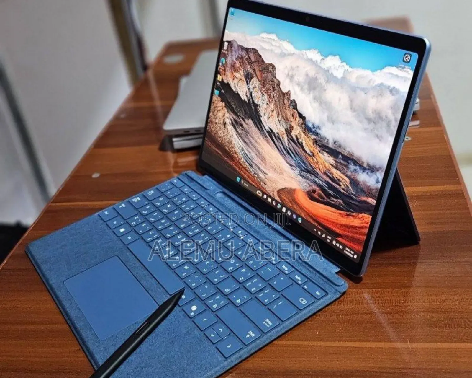 New Microsoft Surface Pro 11th Edition, a Copilot+ PC 16GB SSD 512GB
