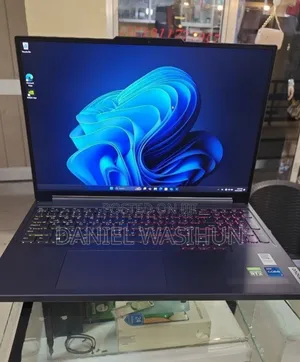New Laptop Lenovo Legion Slim 5 16GB Intel Core i7 SSD 512GB