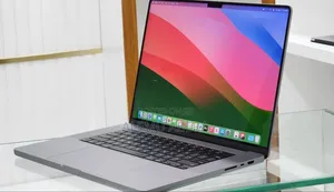 New Laptop Apple MacBook Pro 2020 M1 32GB Apple M1 Pro SSD 512GB