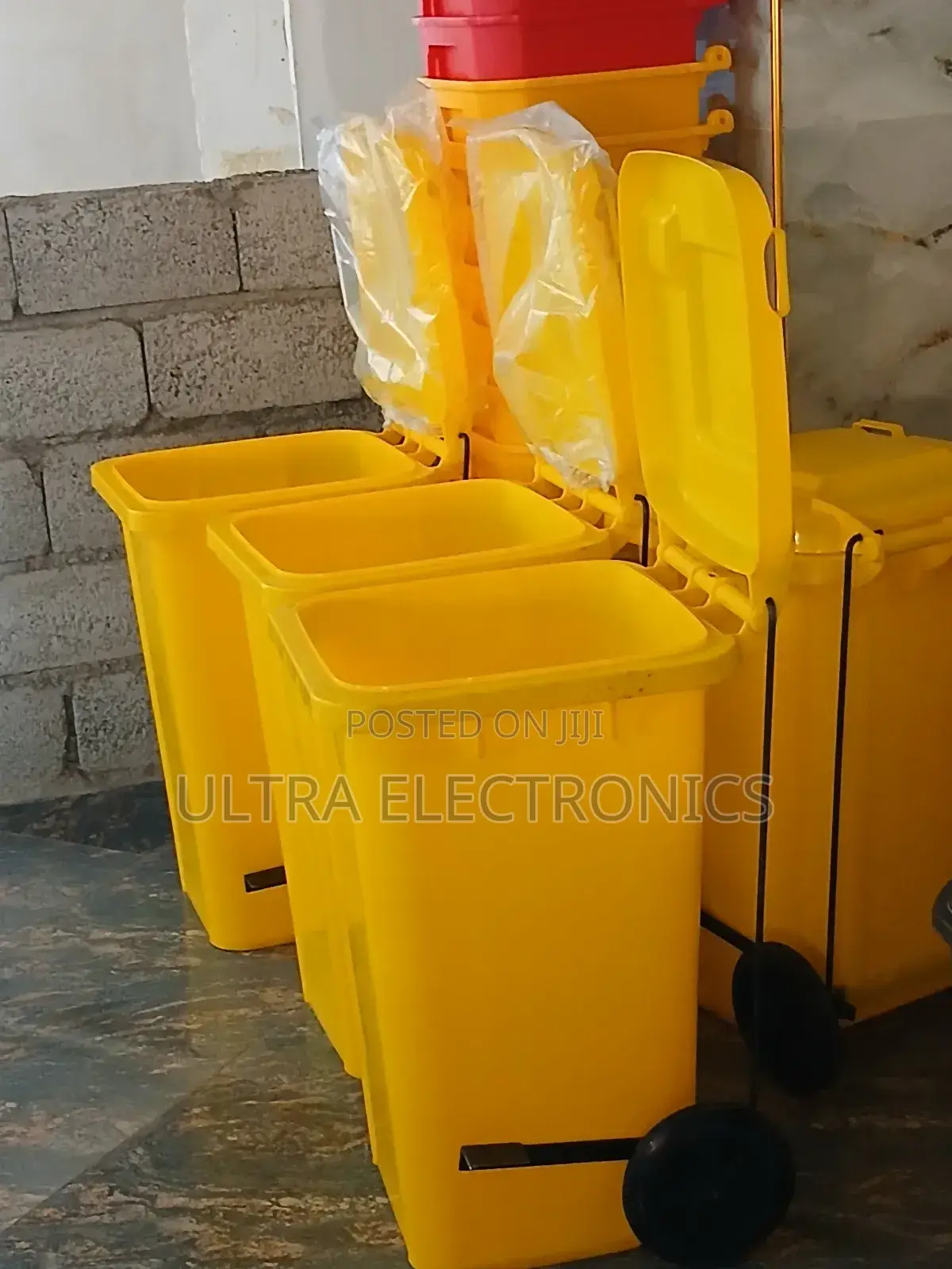 የቆሻሻ መጣያ 100l Garbage Yellow Plastic Waste Bins, Commonly