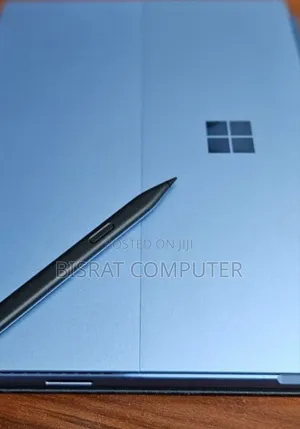 New Laptop Microsoft Surface 16GB Intel Core i7 SSD 512GB