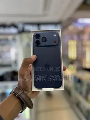 New Apple iPhone 17 Pro Max 256 GB Blue