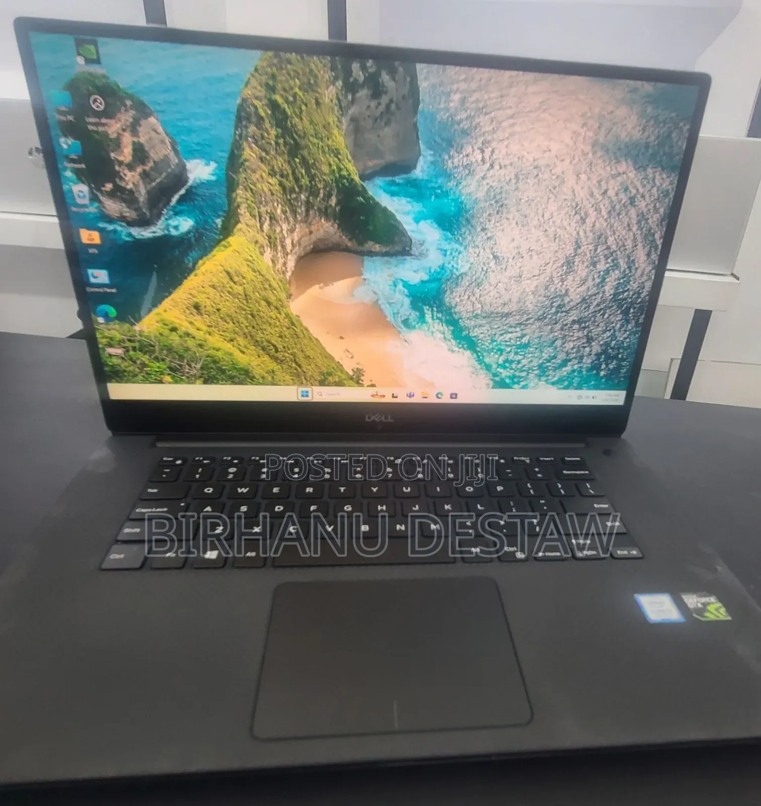 New Laptop Dell XPS 15 16GB Intel Core i7 SSD 512GB