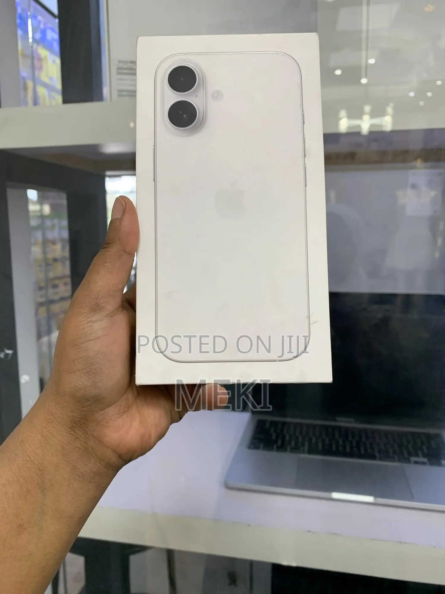 New Apple iPhone 17 256 GB White