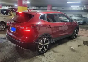 Nissan Qashqai 2018 Red