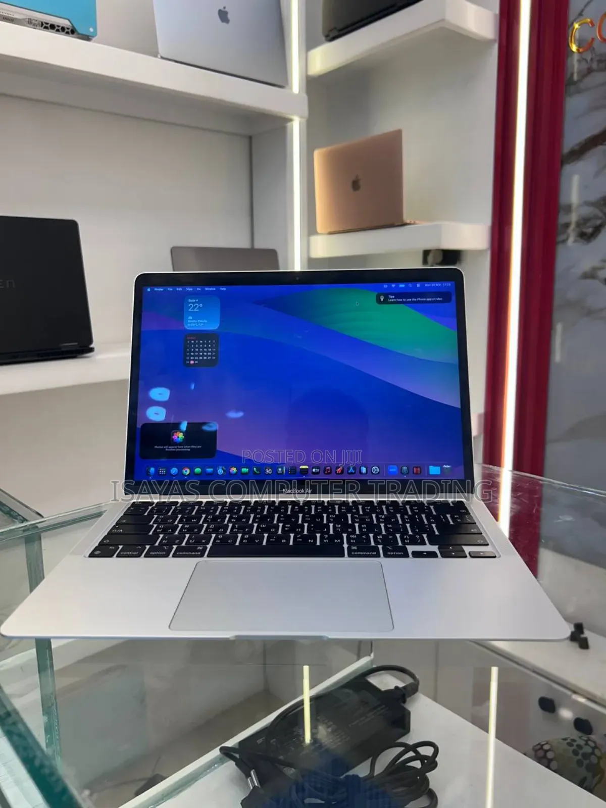 New Laptop Apple MacBook Air 2020 M1 8GB Apple M1 SSD 256GB