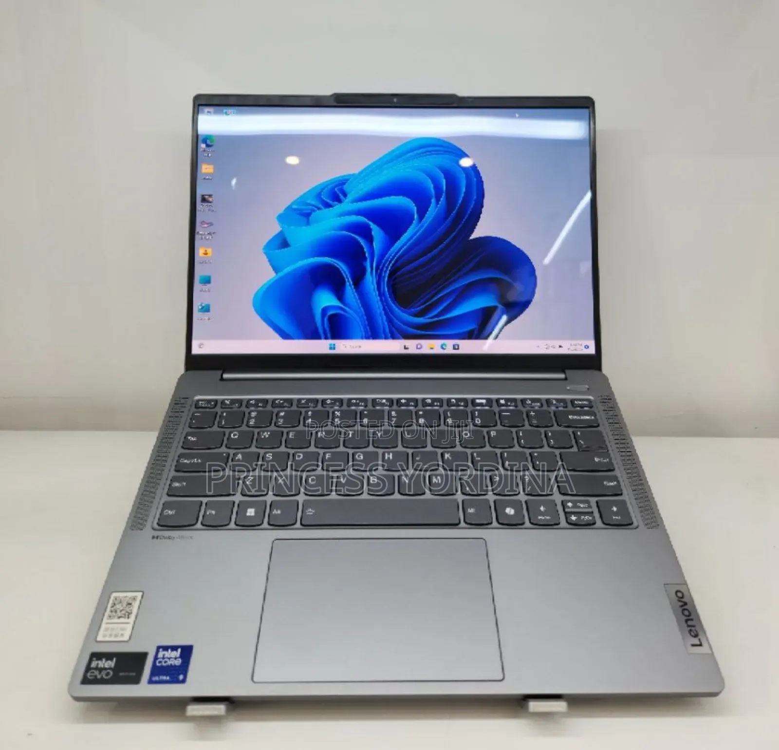 New Laptop Lenovo IdeaPad U110 32GB Intel Core Ultra 9 SSD 512GB