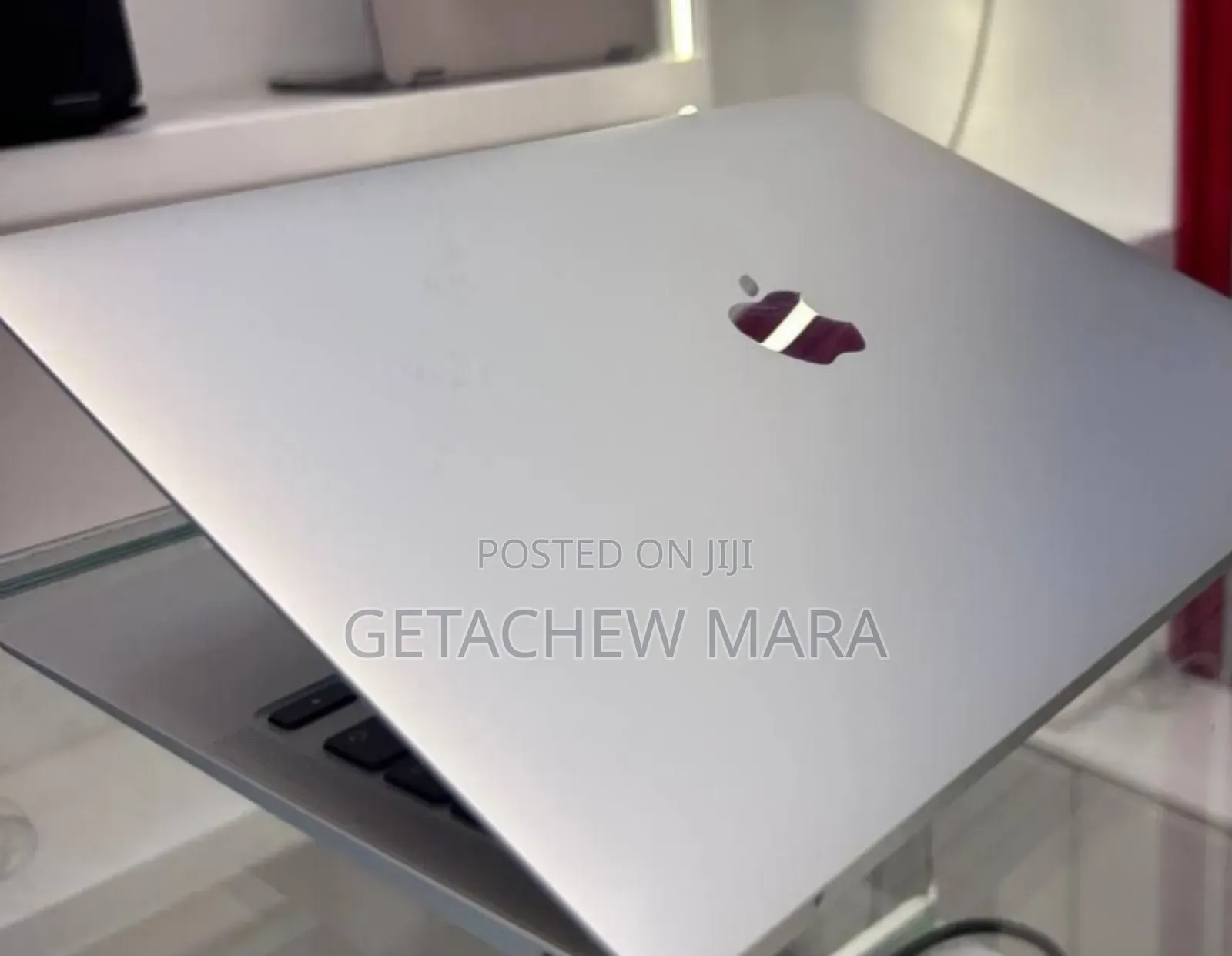 New Laptop Apple MacBook Air 2020 M1 8GB Intel SSD 256GB