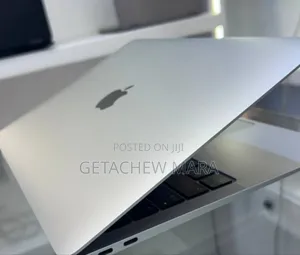 New Laptop Apple MacBook Air 2020 M1 8GB Intel SSD 256GB