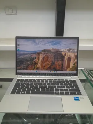 New Laptop HP EliteBook 840 G8 16GB Intel Core i5 SSD 512GB