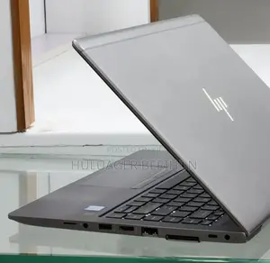 New Laptop HP ZBook Studio G8 16GB Intel Core i5 SSD 512GB