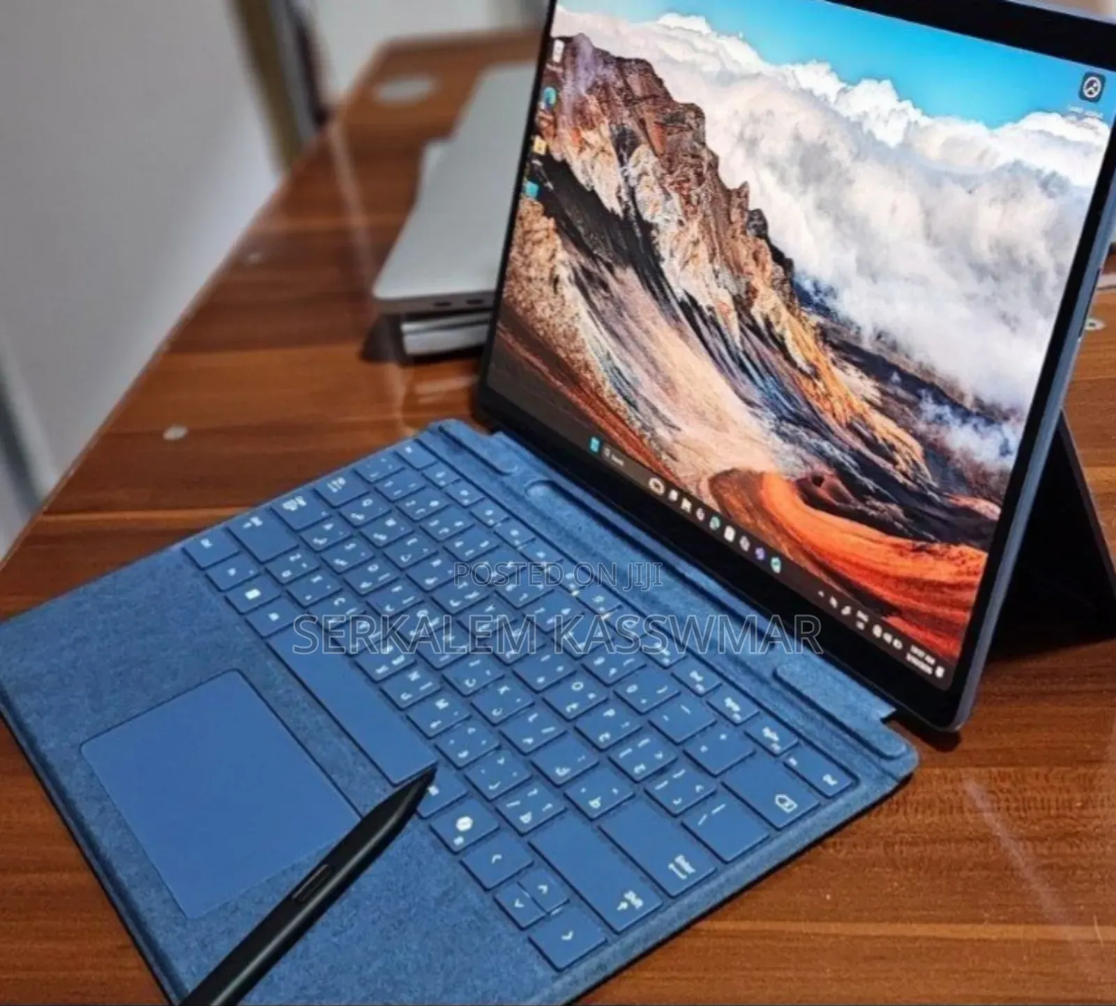 New Microsoft Surface Pro 16GB Qualcomm Snapdragon X Elite SSD 512GB