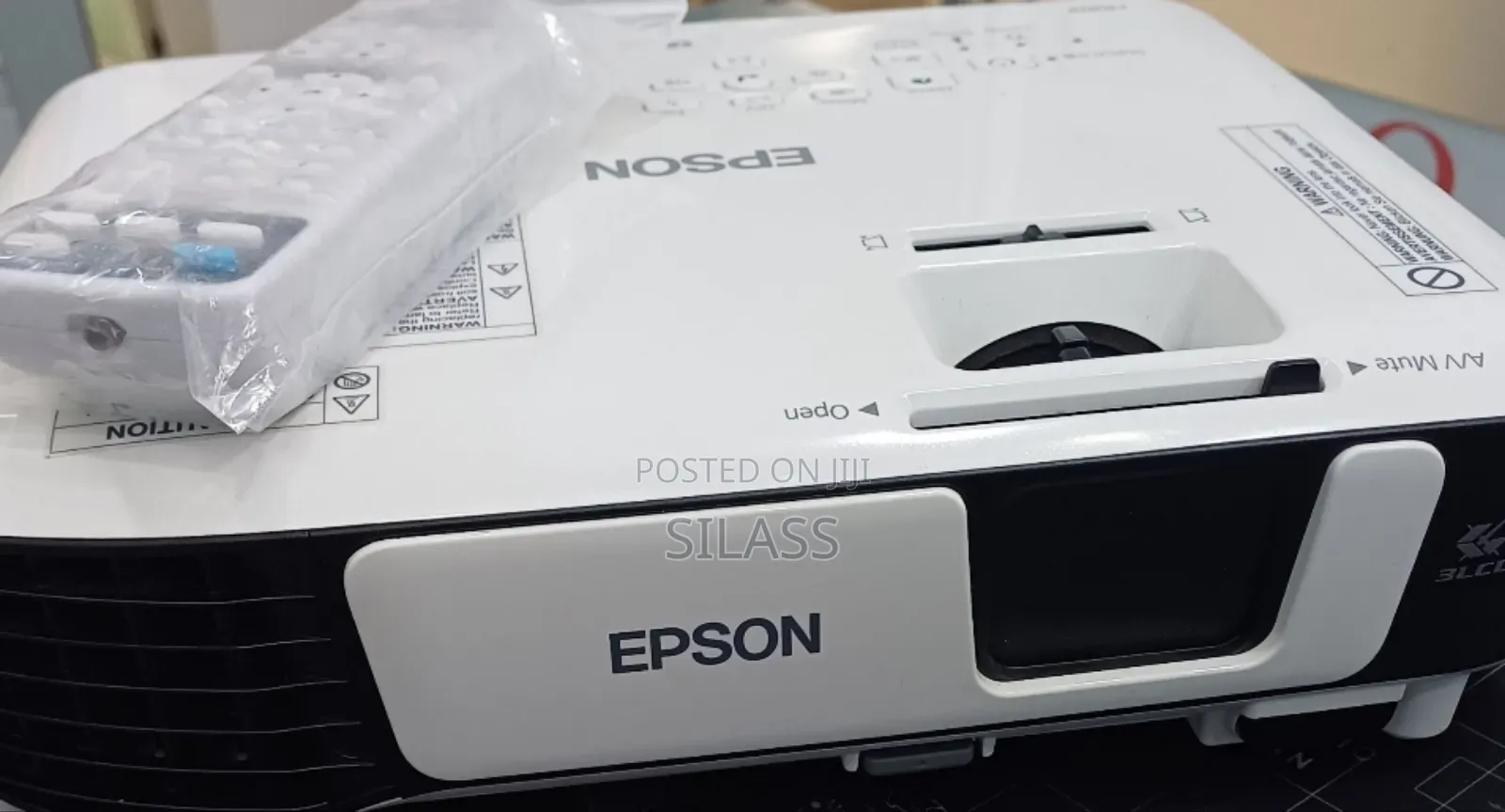 Epson Eb-X41 Projector Specifications • Brightness: 3,600 Lumens