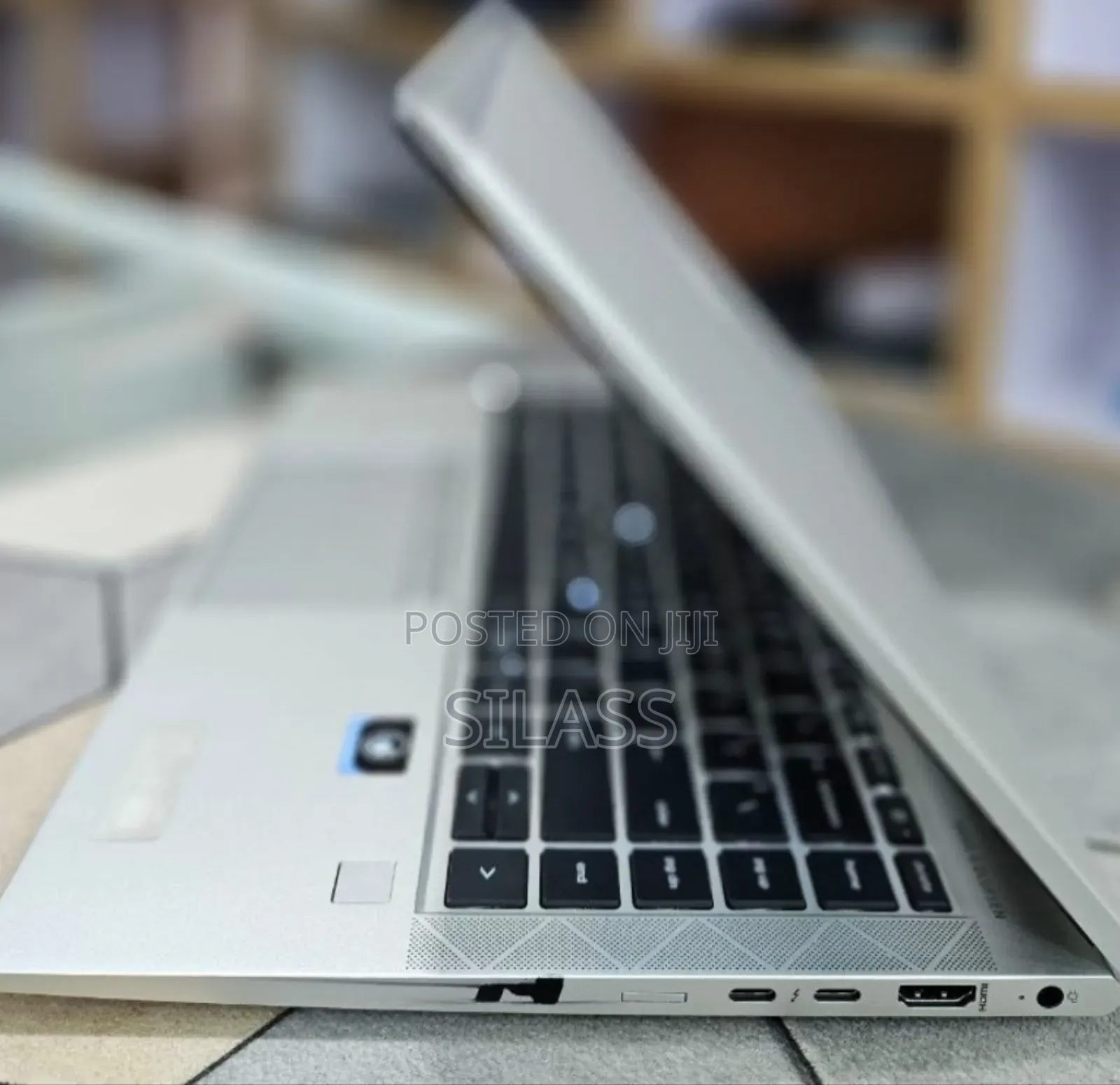 New Laptop HP EliteBook 840 G8 16GB Intel Core i7 SSD 512GB