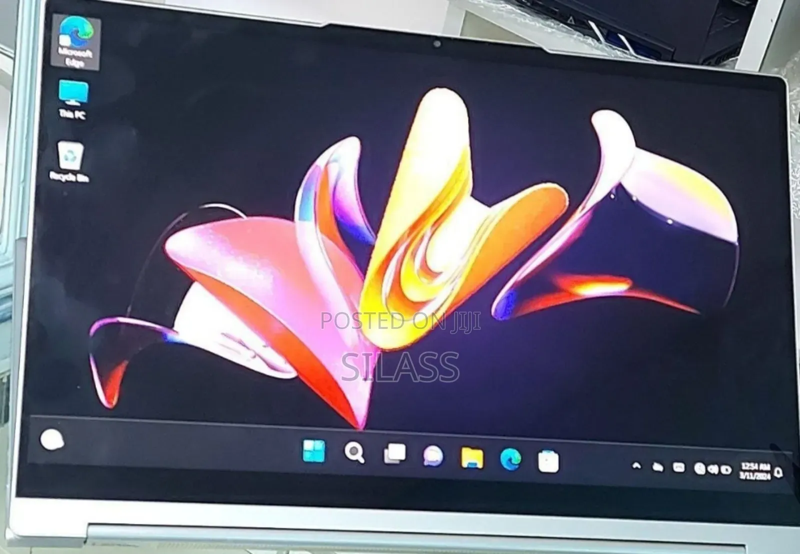 New Laptop Lenovo Yoga 9i 16GB Intel Core i7 SSD 512GB