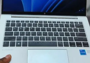 New Laptop HP EliteBook 840 10 16GB Intel Core i5 SSD 512GB
