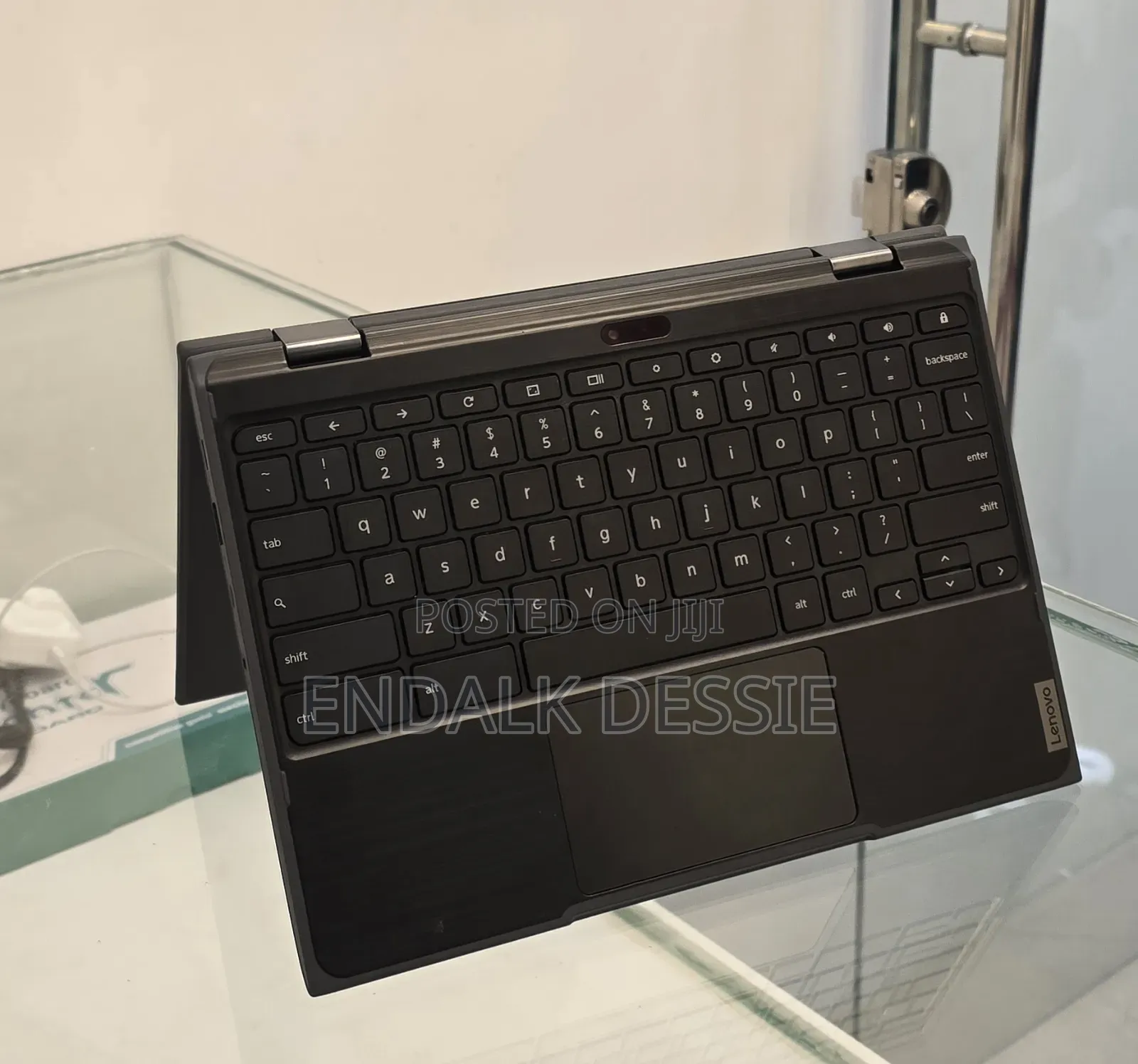 New Laptop Lenovo Chromebook C330 4GB Intel Pentium SSD 640GB