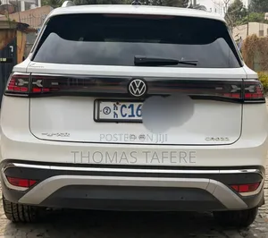 Volkswagen ID.6 2022 White