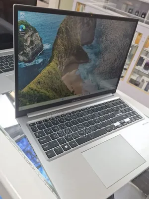 New Laptop Asus VivoBook 15 X505BA 8GB Intel Core i3 SSD 256GB