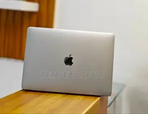 New Laptop Apple MacBook Air 2020 M1 8GB Apple M1 SSD 256GB