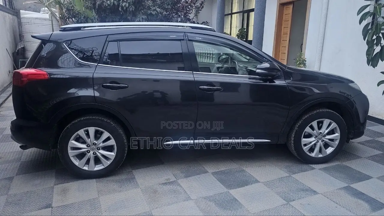 Toyota RAV4 2015 Black
