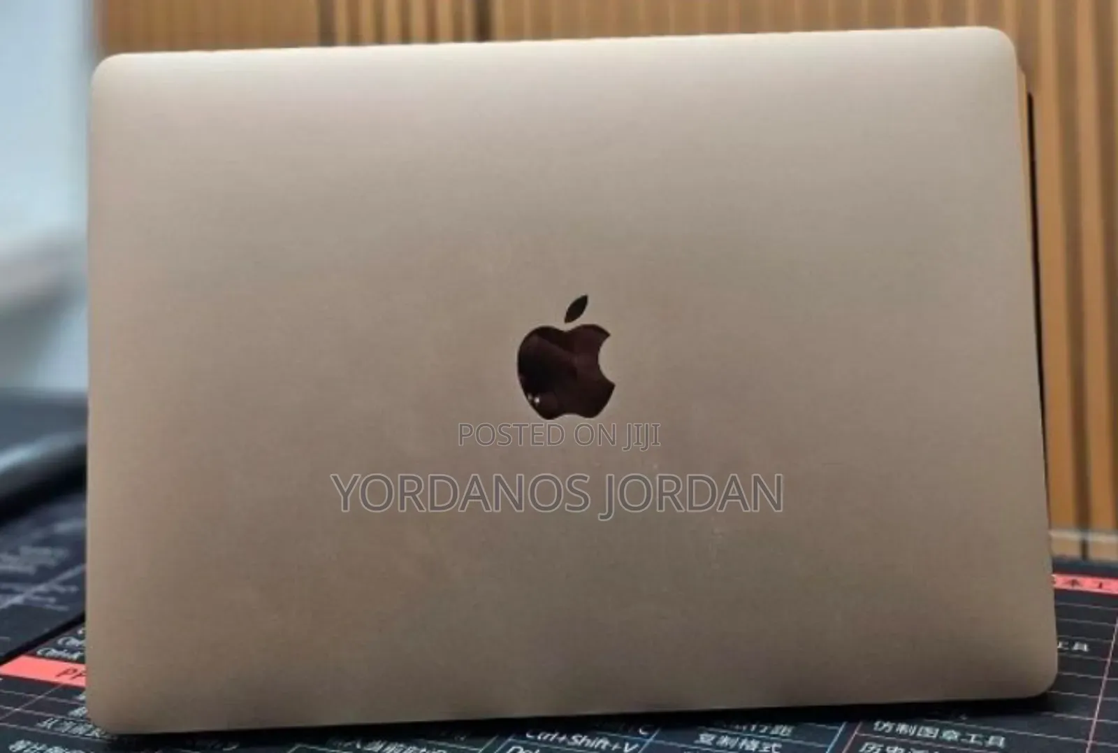 New Laptop Apple MacBook Air 2020 M1 8GB Apple M1 SSD 256GB