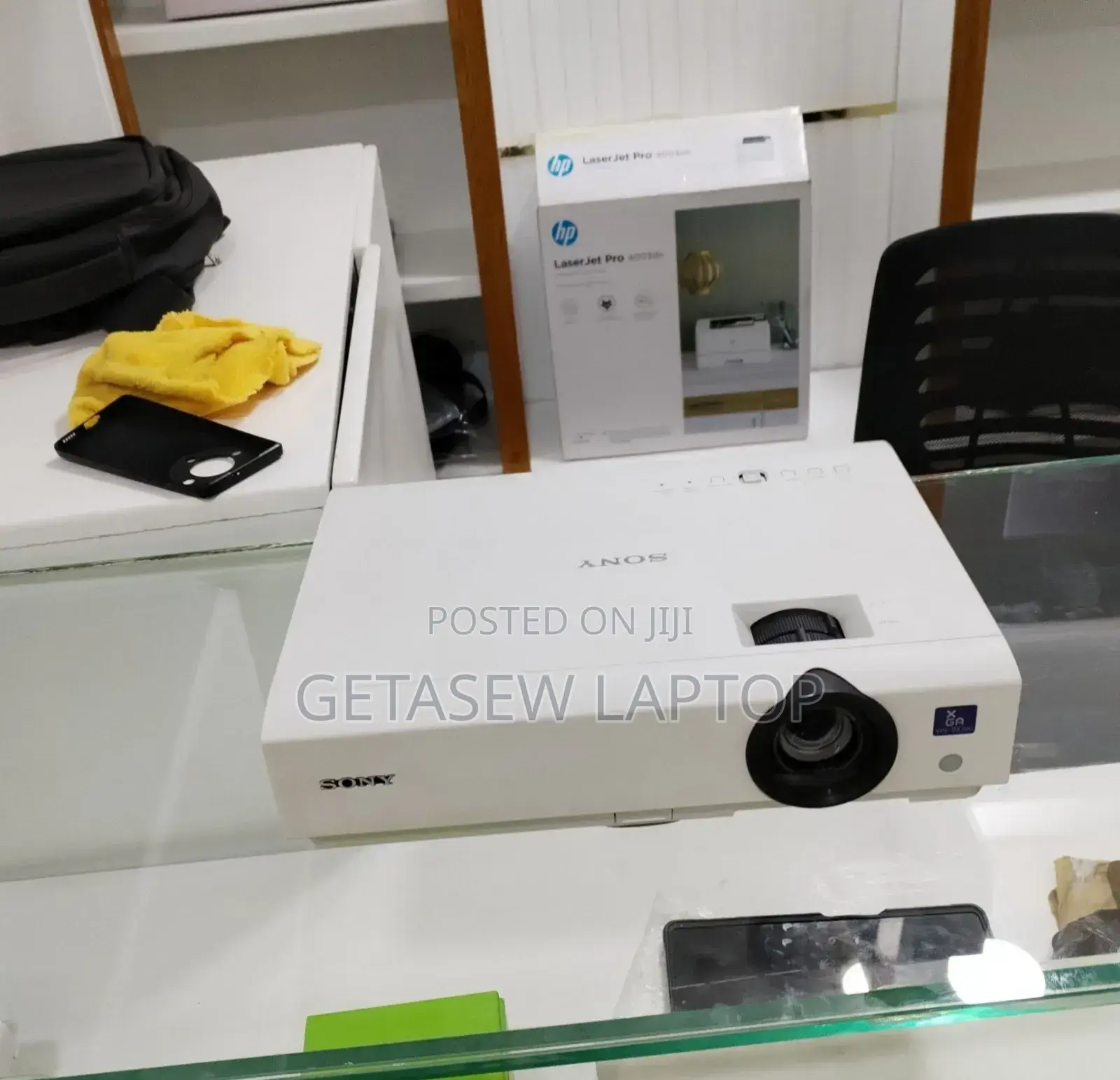 Sony Projector Model Name VPL-Dx100 Hardware Interface Vga, Hdmi
