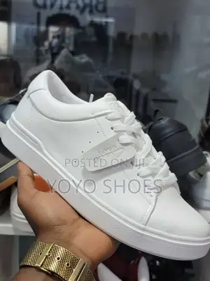 New Arrival Clarks Lather White Fashion Shoes