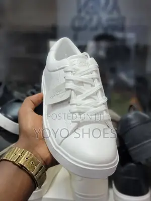 New Arrival Clarks Lather White Fashion Shoes
