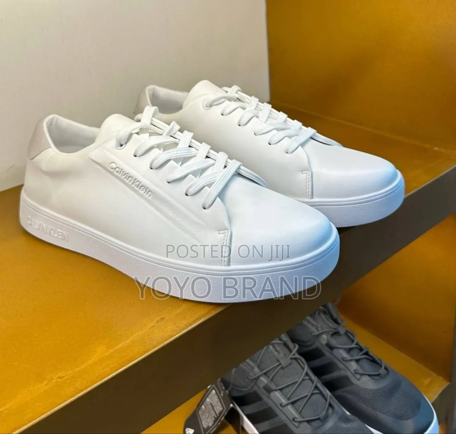 New Arrival Calvin Klein White Lather Fashion Shoes