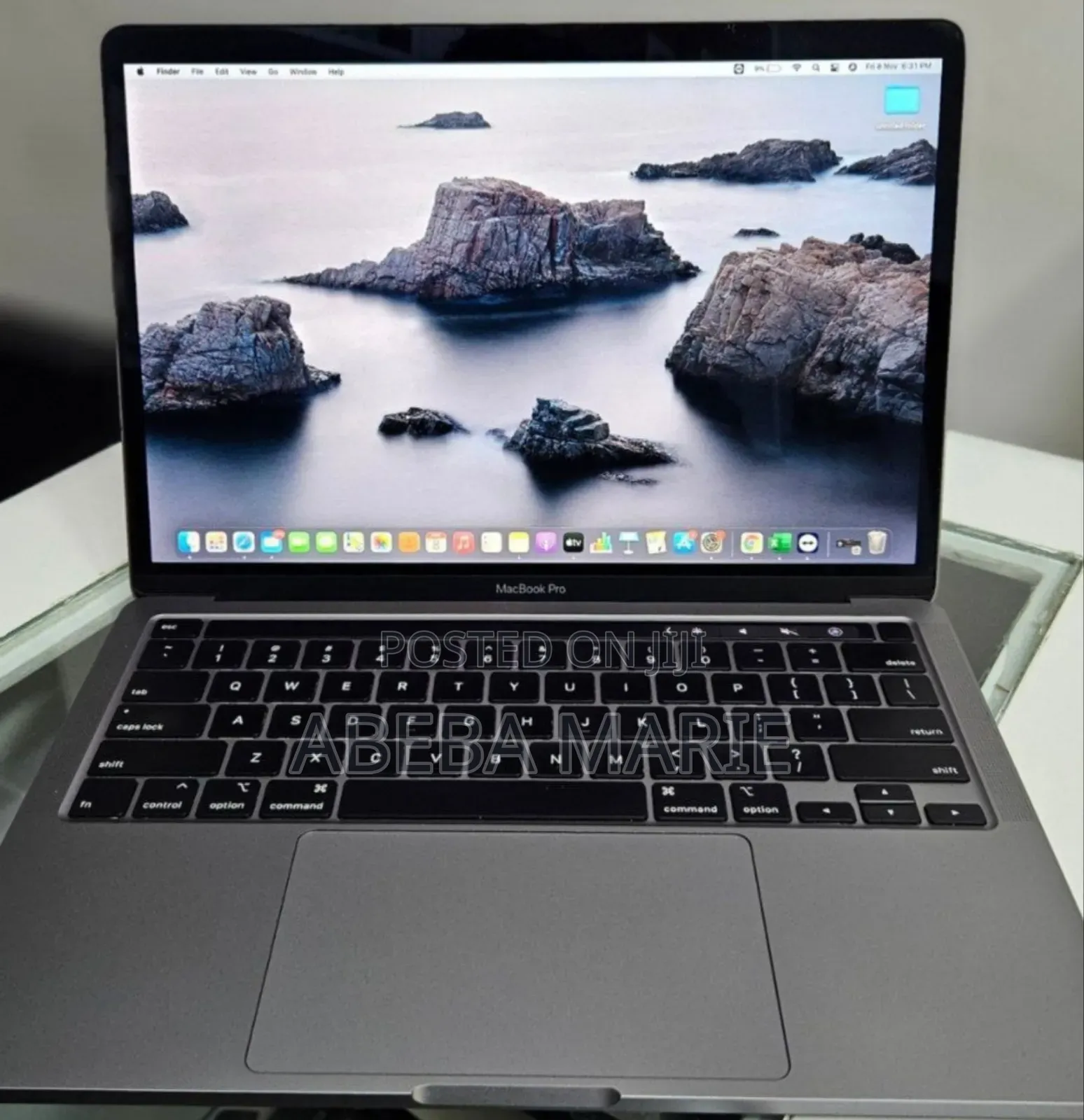 New Laptop Apple MacBook Pro 2019 8GB Intel Core i5 SSD 128GB