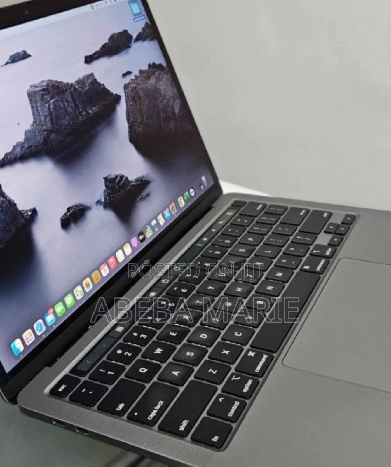 New Laptop Apple MacBook Pro 2019 8GB Intel Core i5 SSD 128GB