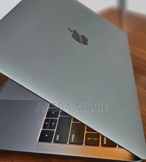 New Laptop Apple MacBook Pro 2019 8GB Intel Core i5 SSD 128GB
