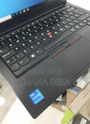 New Laptop Lenovo 16GB Intel Core i5 SSD 512GB