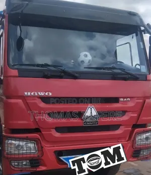 Sino Truck 2025 Red