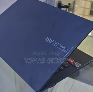 New Laptop Asus 8GB AMD Ryzen 5 SSD 512GB