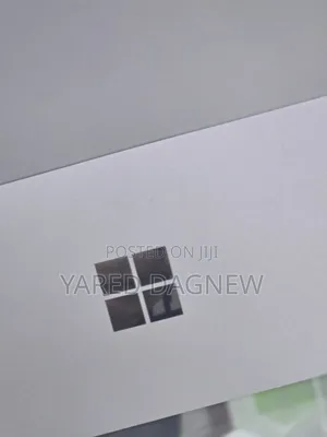 New Laptop Microsoft Surface Pro 4 8GB Intel Core i5 SSD 256GB
