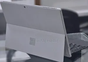 New Laptop Microsoft Surface Pro 4 8GB Intel Core i5 SSD 256GB