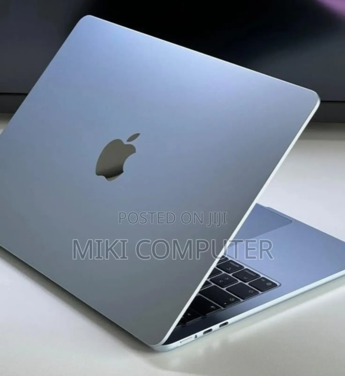New Laptop Apple MacBook Air 2025 M4 13-inch 16GB Intel SSD 256GB