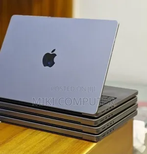 New Laptop Apple MacBook Pro M1 32GB Intel SSD 512GB