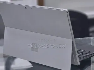 New Laptop Microsoft Surface Pro 4 8GB Intel Core i5 SSD 256GB