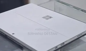 New Laptop Microsoft Surface Pro 4 8GB Intel Core i5 SSD 256GB