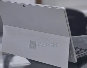 New Laptop Microsoft Surface Pro 4 8GB Intel Core i5 SSD 256GB